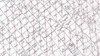 Trench map: Library of Congress, https://www.loc.gov/item/92680721/; Trench Photo: La B.U. d'Avignon collecte des documents sur la "grande guerre" de France Bleu Vaucluse par Aurélie Lagain , Yacine Sahnoune, https://www.francebleu.fr/loisirs/sortir/la-b-u-d-avignon-collecte-des-documents-sur-la-grande-guerre-1390817911